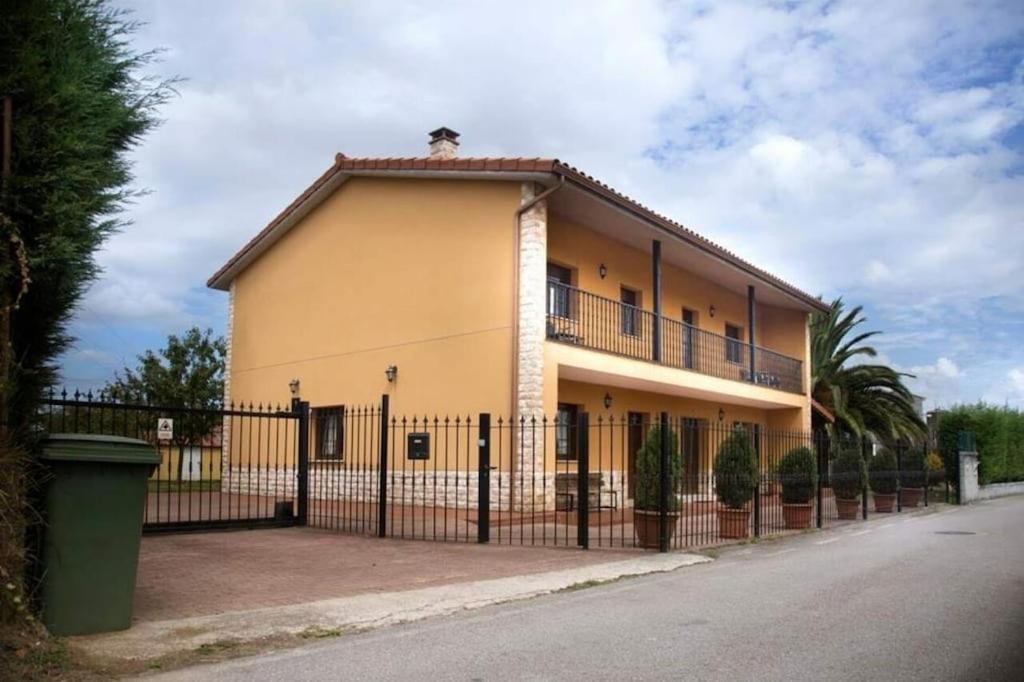 Villa Paula Avilés Exteriér fotografie